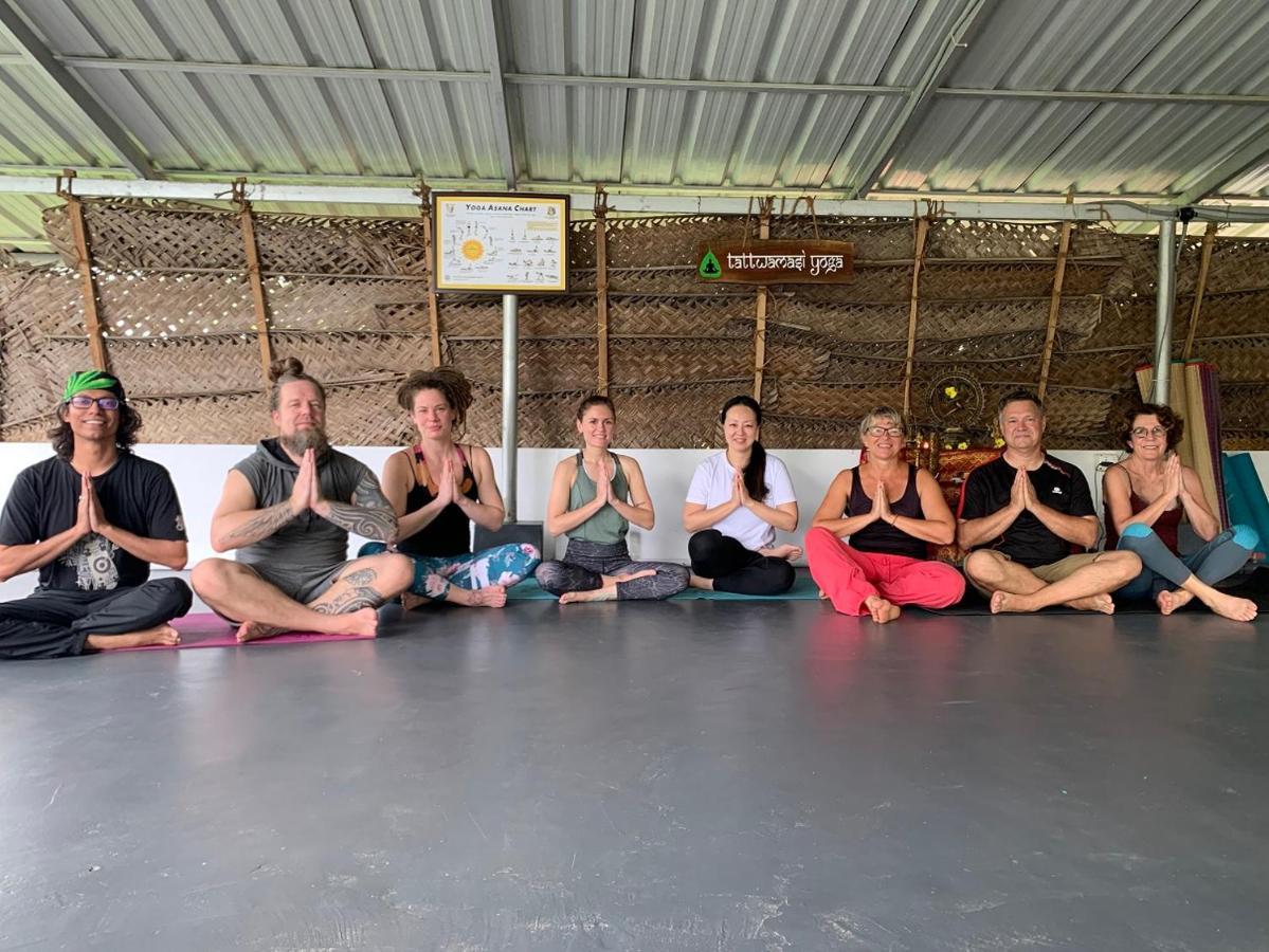 Готель Tattwamasi Ayuryoga With Breakfast And Yoga Варкала Екстер'єр фото